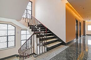 Fabhotel Bn Palace