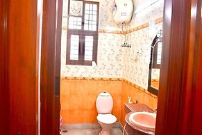 Fabhotel Noida Dreamz