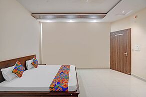Fabhotel Paras Palace