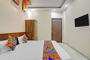Fabhotel Paras Palace