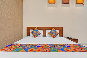 Fabhotel Paras Palace