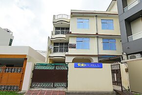 Fabhotel Park View