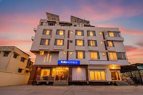 Fabhotel The Grand Manmuralidhar