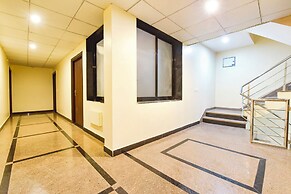 Fabhotel The Grand Manmuralidhar