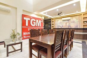 Fabhotel The Grand Manmuralidhar