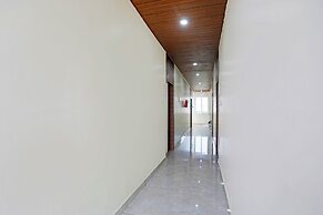 Fabhotel Rr Residency I