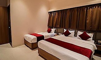FabExpress Ascent Star Inn