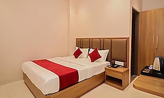 FabExpress Ascent Star Inn