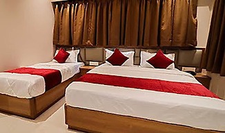 FabExpress Ascent Star Inn