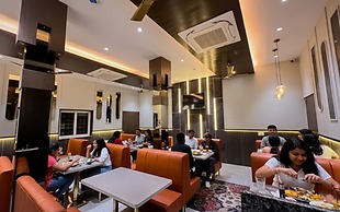 FabExpress Ascent Star Inn