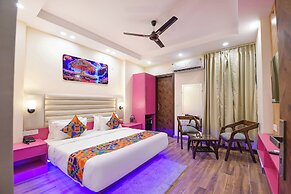 Fabhotel Angel Pink The Premium
