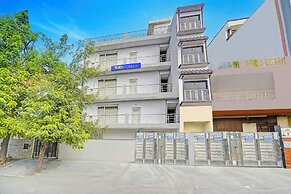 Fabhotel Dream House