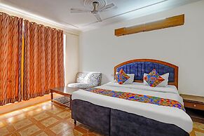 Fabhotel Dream House