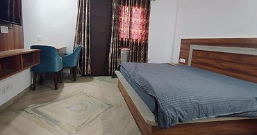 Fabhotel Vibe Living