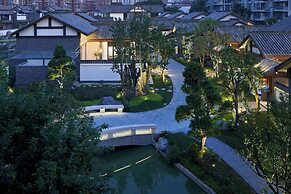 MOONRISE HOTELS & RESORTS