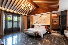 MOONRISE HOTELS & RESORTS