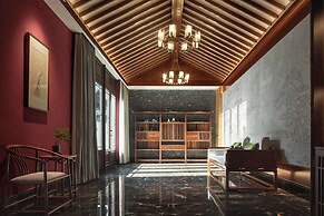 MOONRISE HOTELS & RESORTS