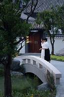 MOONRISE HOTELS & RESORTS