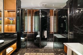 MOONRISE HOTELS & RESORTS