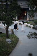 MOONRISE HOTELS & RESORTS