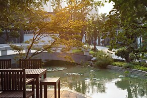 MOONRISE HOTELS & RESORTS