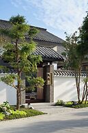 MOONRISE HOTELS & RESORTS