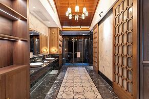 MOONRISE HOTELS & RESORTS