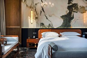 MOONRISE HOTELS & RESORTS