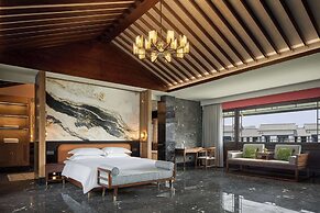MOONRISE HOTELS & RESORTS