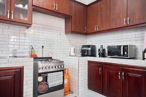 B&S Luxe Living