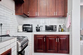 B&S Luxe Living
