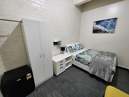 Oceanic Hostel