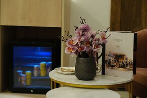 ACR Luxury Hotel
