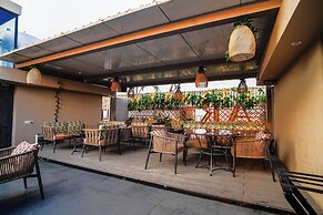 ACR Luxury Hotel