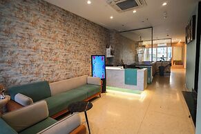 ACR Luxury Hotel