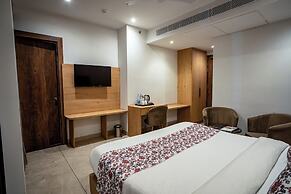 ACR Luxury Hotel