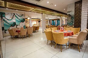 ACR Luxury Hotel