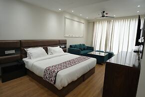 ACR Luxury Hotel