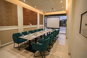 ACR Luxury Hotel