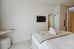 Chic 2br/4p Apartment - Saint-tropez Lices