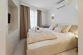 Chic 2br/4p Apartment - Saint-tropez Lices