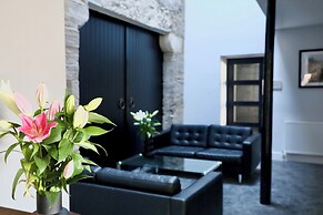 The Abbots Boutique Hotel
