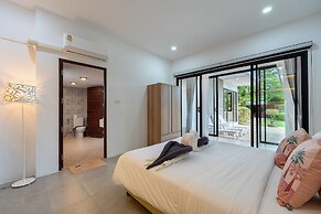 One of Phukets Best Villas V212