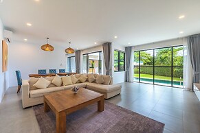 One of Phukets Best Villas V212
