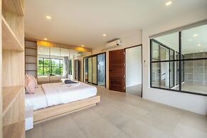 One of Phukets Best Villas V212