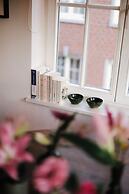 A Place - Leeuwenstraat 20