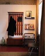 A Place - Leeuwenstraat 20