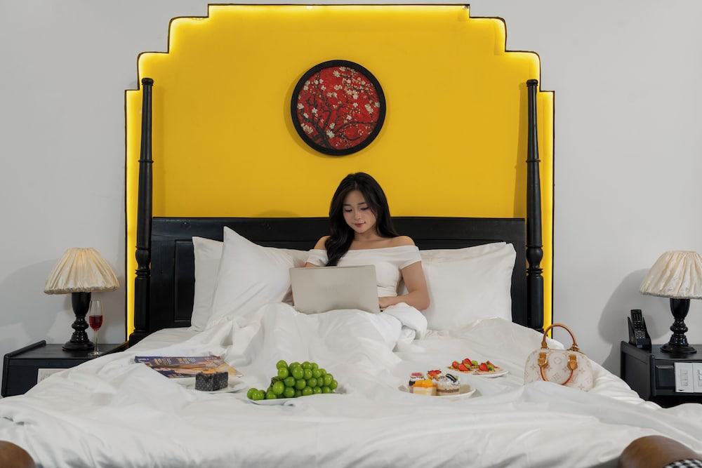 Fusion Point Hotel