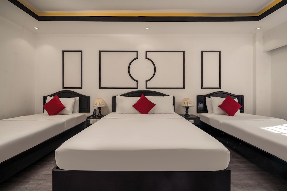 Fusion Point Hotel