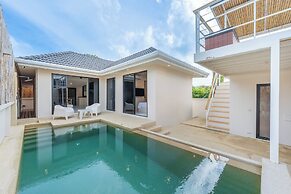 Stylish Rooftop Pool Villa Sea View V211